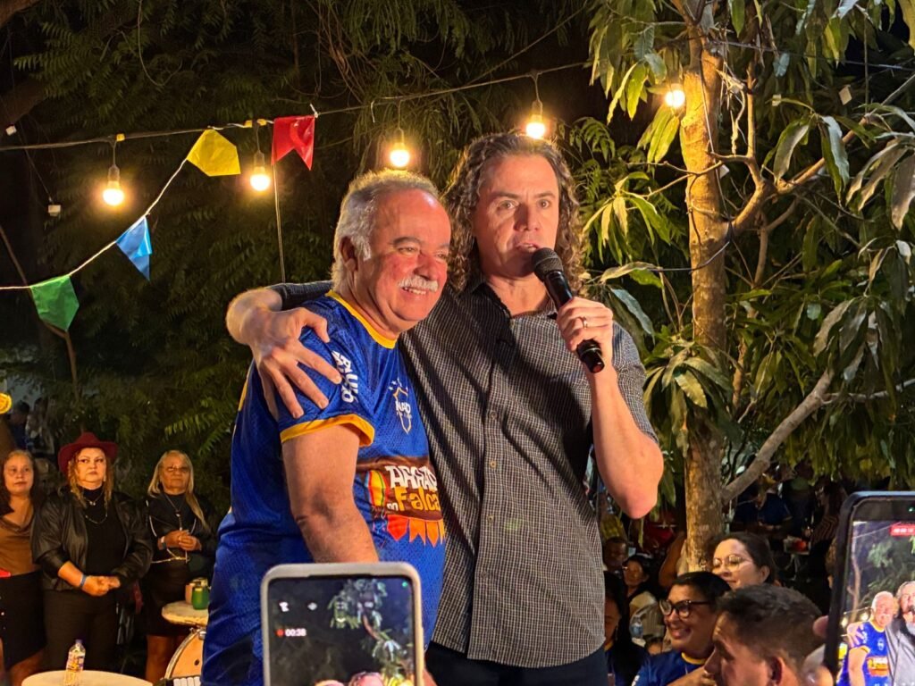 veneziano fortalece a pre campanha recebendo o apoio a reeleicao do deputado estadual inacio falcao 1