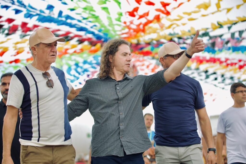 veneziano participa da 27a festa do bode rei em cabaceiras e ressalta poder de superacao do evento a cada ano