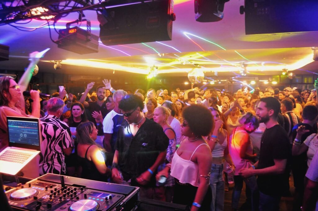 assustado de ruth avelino celebra o vinil nesta sexta no clube cabo branco 1
