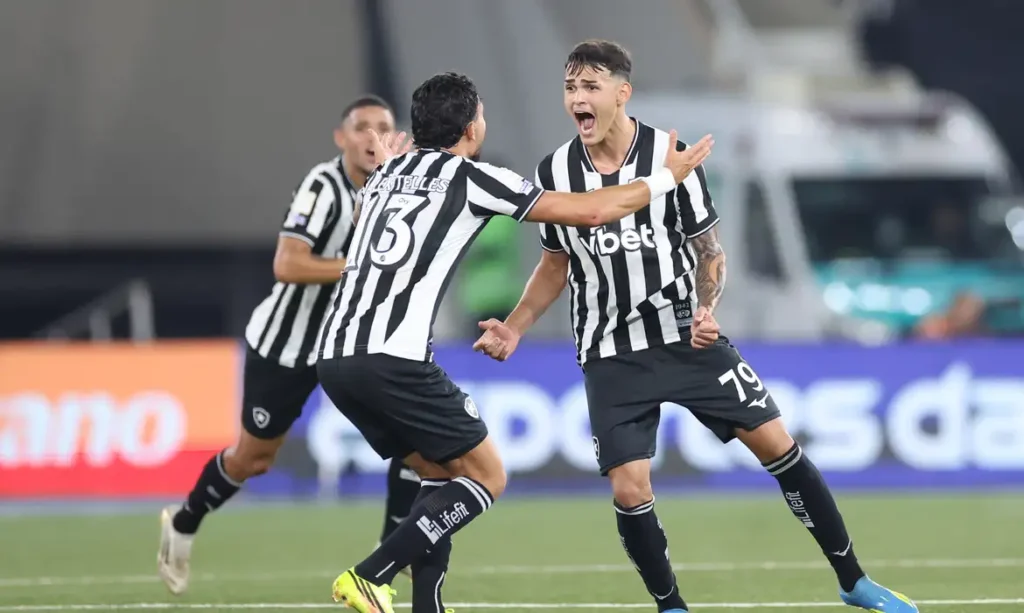 Com gol no último lance, Botafogo bate Santos na volta do Brasileirão 5 com gol no ultimo lance botafogo bate santos na volta do brasileirao