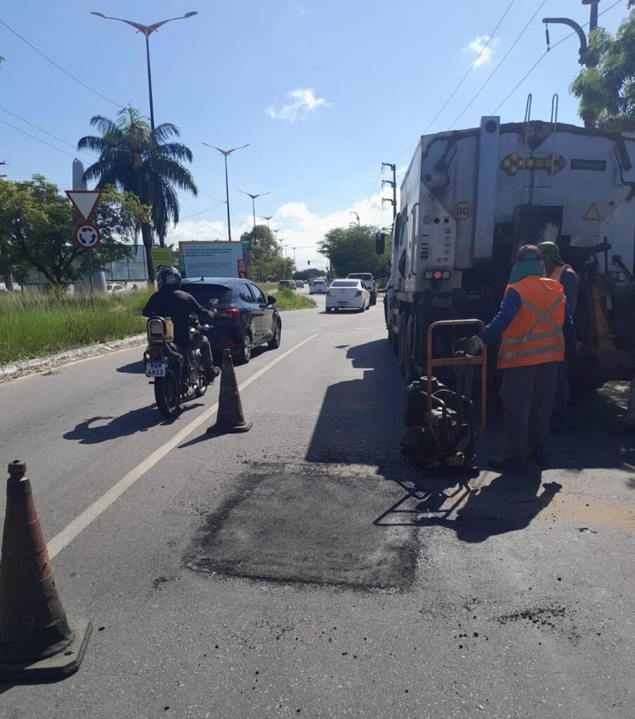 Cuidados por toda a cidade Seinfra realiza serviços de manutenção em 44 bairros de João Pessoa nesta quarta-feira 12 cuidados por toda a cidade seinfra realiza servicos de manutencao em 44 bairros de joao pessoa nesta quarta feira 3