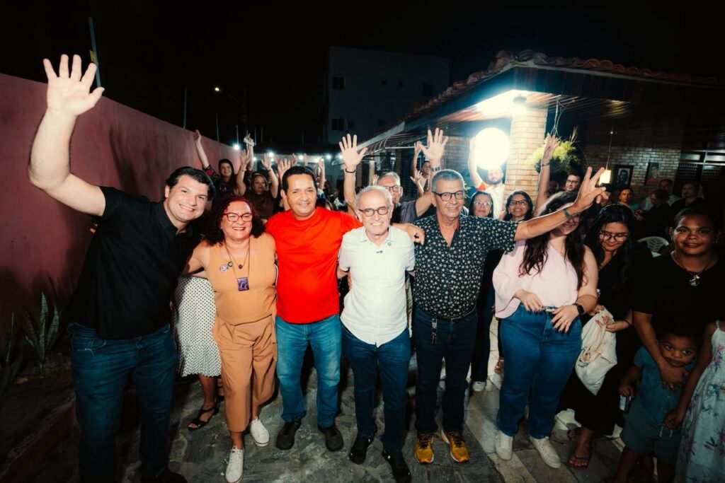 Em plenária com Sandra Marrocos, Cícero se compromete com políticas para autistas da infância à vida adulta 41 em plenaria com sandra marrocos cicero se compromete com politicas para autistas da infancia a vida adulta