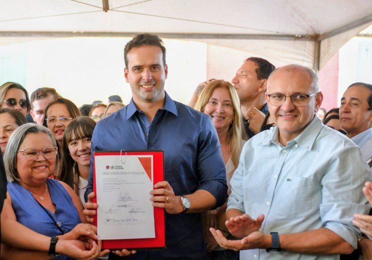 Governador Lucas Ribeiro autoriza licitações de novos complexos educacionais em Mari e inaugura creche em Gurinhém