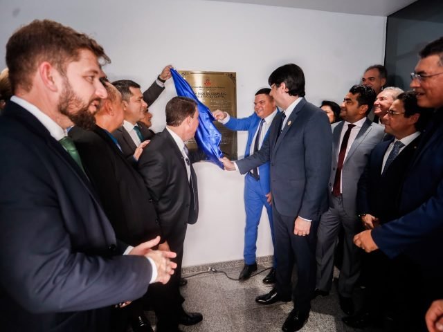 Leo Bezerra destaca valorização do Centro Histórico com inauguração da nova sede da Câmara Municipal