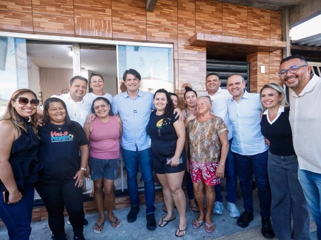 Leo Bezerra entrega simbolicamente 30 ruas e amplia o maior programa de pavimentação da história de João Pessoa