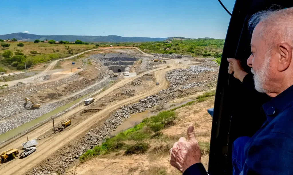 lula inaugura tunel de transposicao das aguas do sao francisco no rn