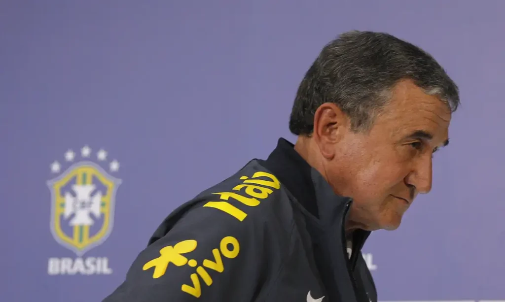 parreira permanece internado na uti com quadro de infeccao pulmonar