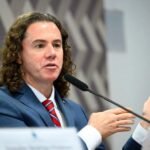Projeto de Veneziano abona faltas para pais e mães que acompanhem seus filhos com doenças graves ou hospitalizados