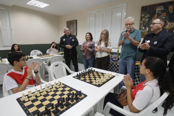 Torneio de xadrez evidencia talento e dedicação de estudantes da rede municipal