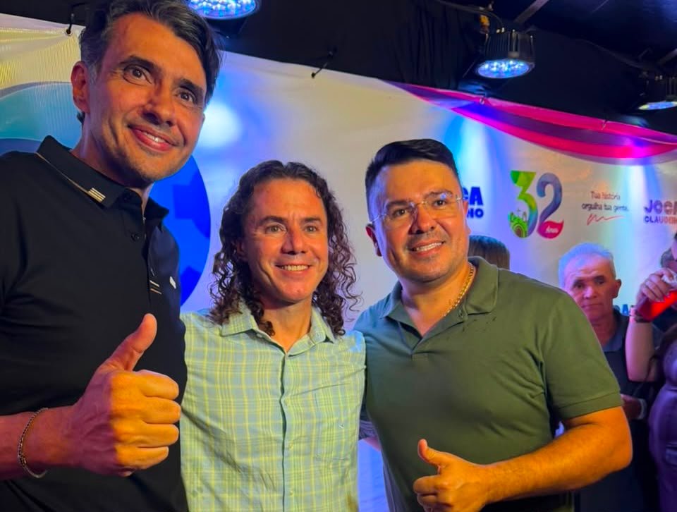 Veneziano e André Gadelha prestigiam festa de emancipação política da cidade de Joca Claudino 5 veneziano e andre gadelha prestigiam festa de emancipacao politica da cidade de joca claudino