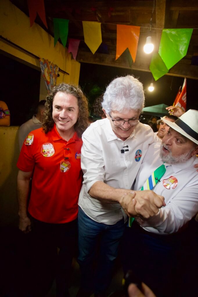 veneziano participa da convencao do pt e agradece ao presidente lula e aos militantes o apoio a sua reeleicao 1