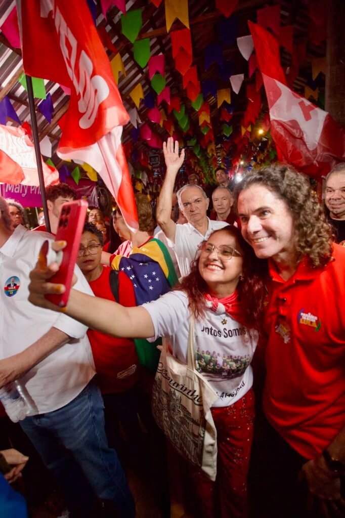 veneziano participa da convencao do pt e agradece ao presidente lula e aos militantes o apoio a sua reeleicao 4