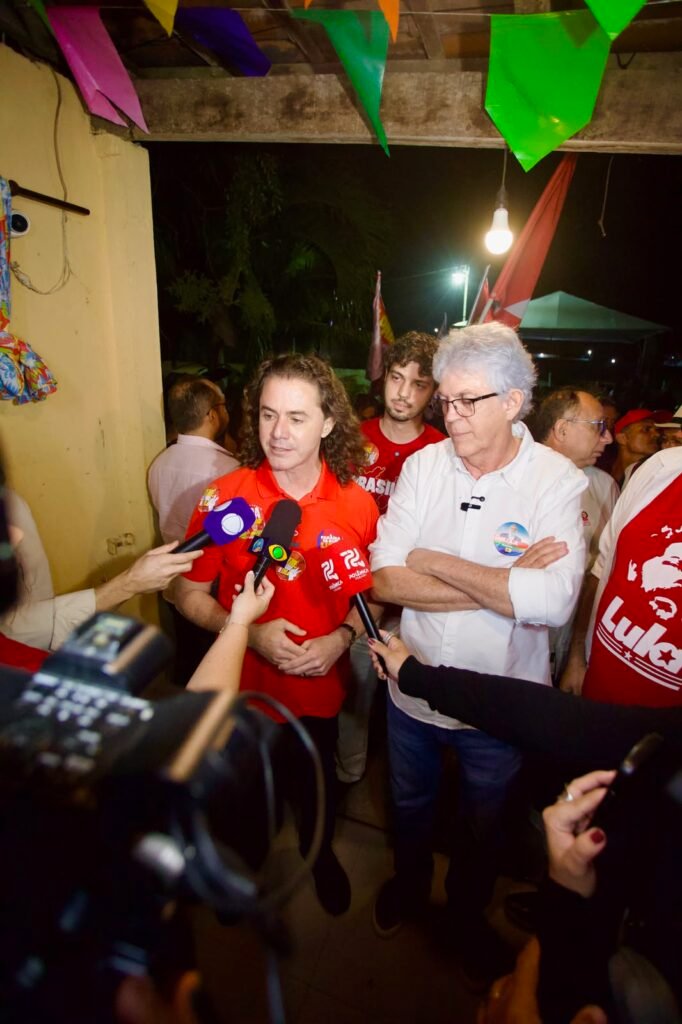 veneziano participa da convencao do pt e agradece ao presidente lula e aos militantes o apoio a sua reeleicao