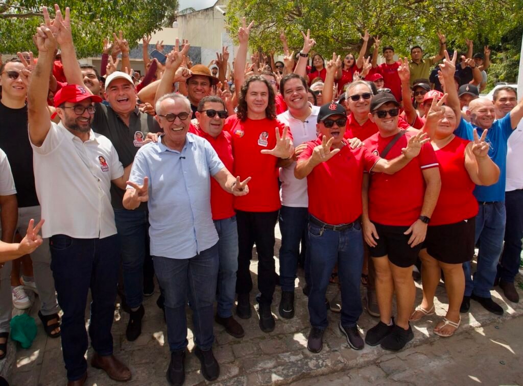 ao lado de cicero veneziano participa da tradicional festa da pedra em caicara e reafirma compromissos com cidades da regiao