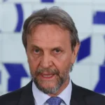 Após AVC isquêmico, líder do PT na Câmara continua internado