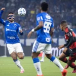 Após sofrer na janela, Flamengo encara um Cruzeiro cheio de caras novas