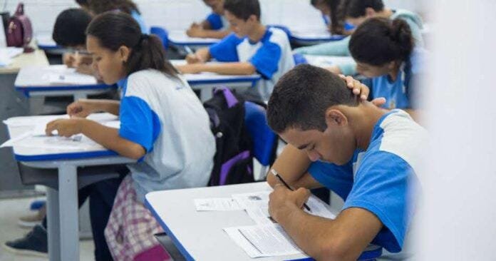 Cabedelo celebra novo avanço no IDEB e consolida trajetória de crescimento na educação pública 1 cabedelo celebra novo avanco no ideb e consolida trajetoria de crescimento na educacao publica