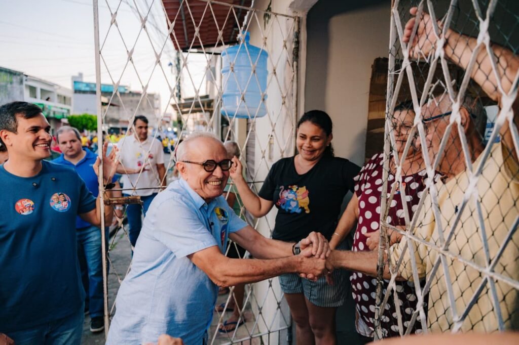 cicero diogo veneziano andre e romero puxam multidao em caminhada na zona leste de campina 2