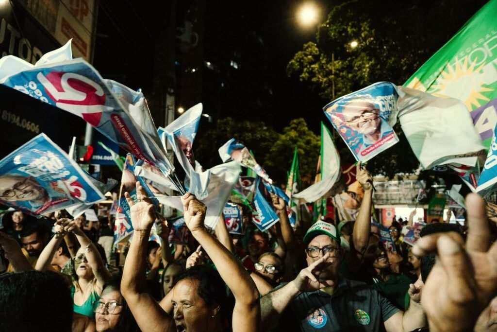 cicero diogo veneziano andre e romero puxam multidao em caminhada na zona leste de campina 7