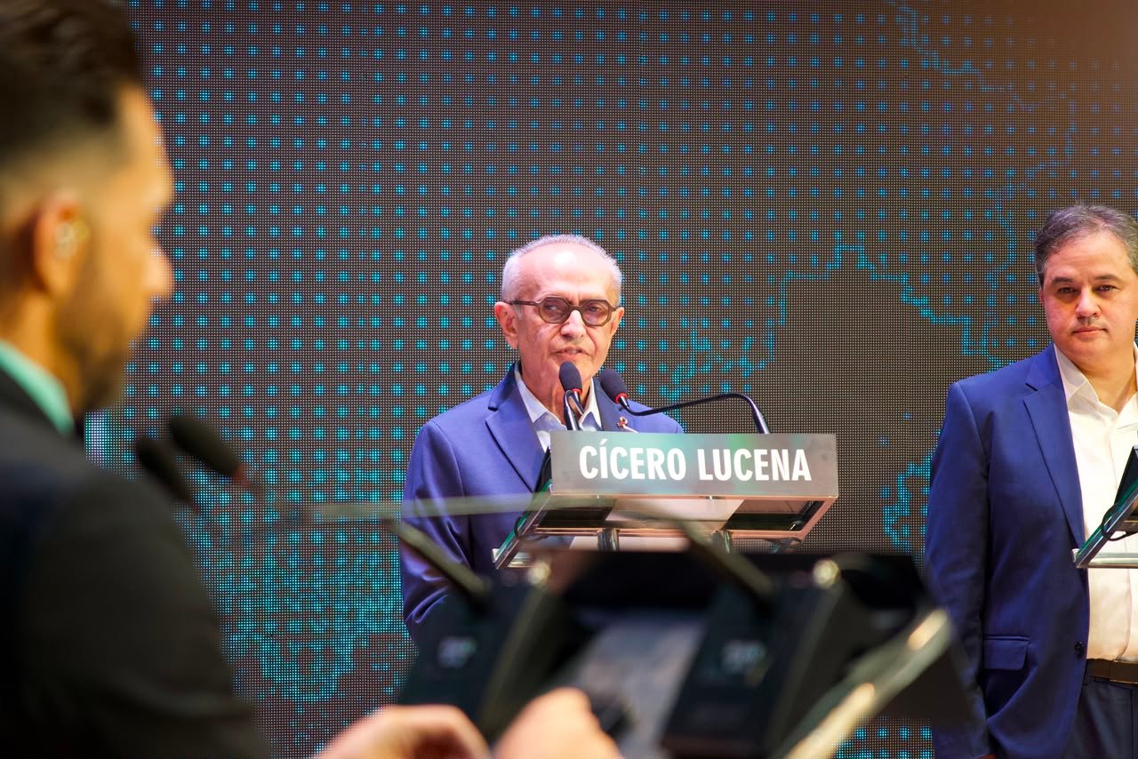 Cícero se destaca em primeiro debate e reforça compromisso com a segurança hídrica do Estado