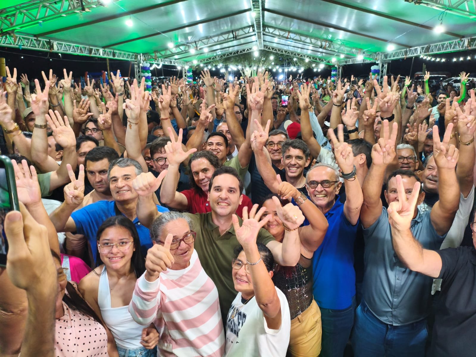 Em Alcantil, Cícero defende apoio às vocações locais para gerar emprego e renda
