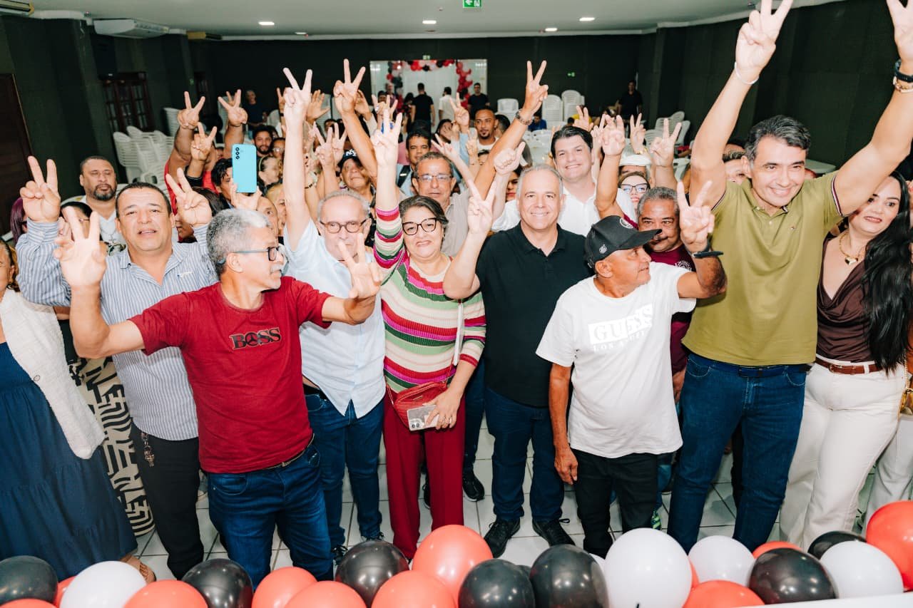 Em plenária na Capital, Cícero defende que qualidade do serviço público estadual supere o da iniciativa privada