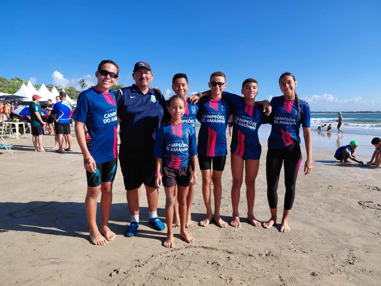 Fundação Campeões do Amanhã conquista 13 medalhas na Copa Brasil de Águas Abertas