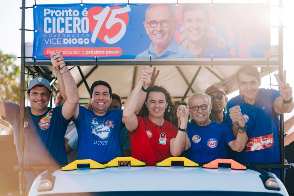 grande joao pessoa e tomada pelo azul para receber carreatas com cicero diogo veneziano e andre 1