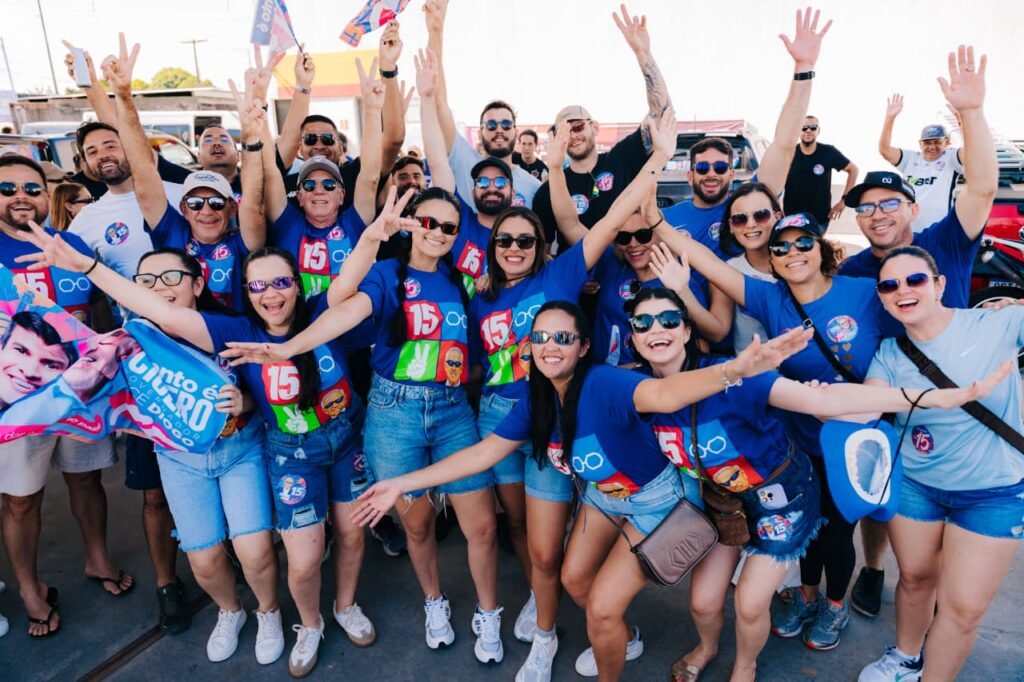 grande joao pessoa e tomada pelo azul para receber carreatas com cicero diogo veneziano e andre 2