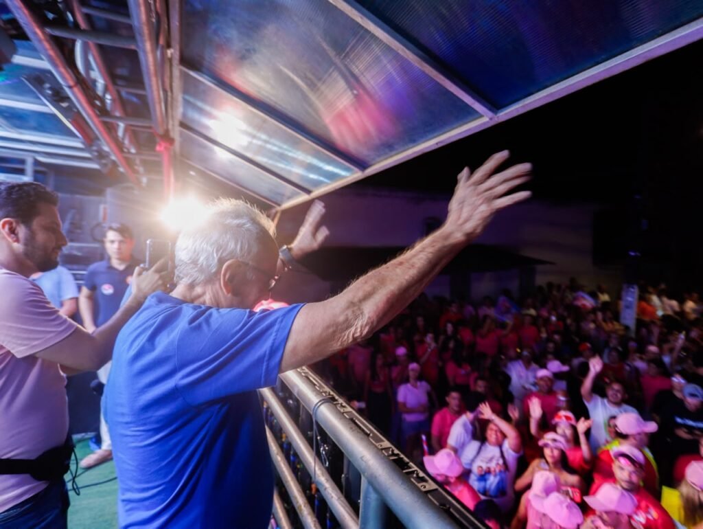 grande joao pessoa e tomada pelo azul para receber carreatas com cicero diogo veneziano e andre 4