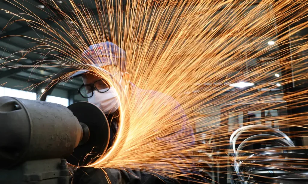 Produção da indústria brasileira cai 1,8% de maio para junho 7 producao da industria brasileira cai 18 de maio para junho