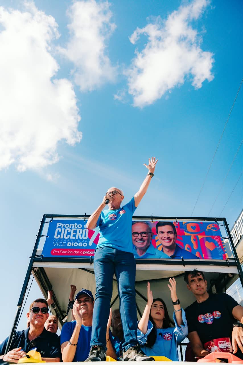 Caravana 15: Onda azul toma oito municípios paraibanos para receber Cícero, Diogo, Veneziano e André