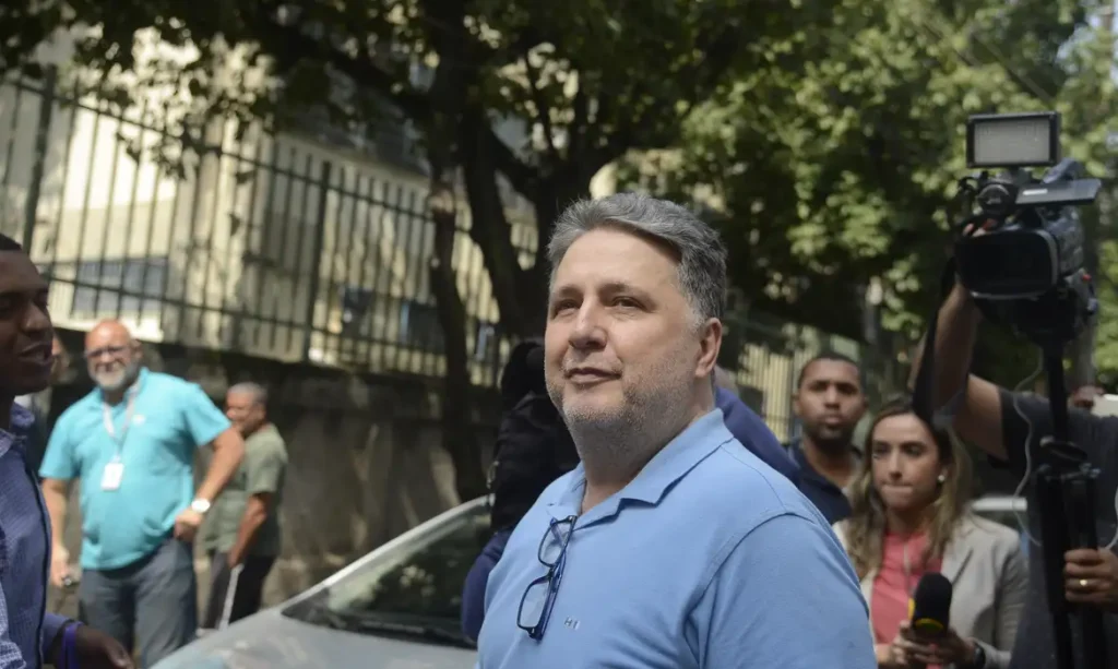 TRE-RJ proíbe Garotinho de ir a debate e ter propaganda eleitoral 10 tre rj proibe garotinho de ir a debate e ter propaganda eleitoral