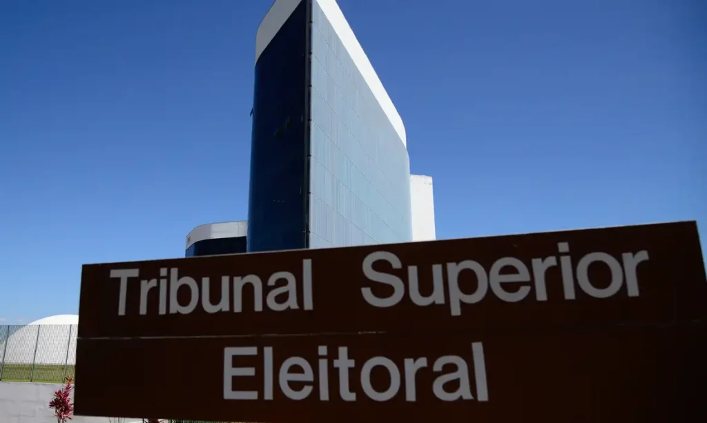tse determina remocao de video que associa lula ao pcc e ao cv
