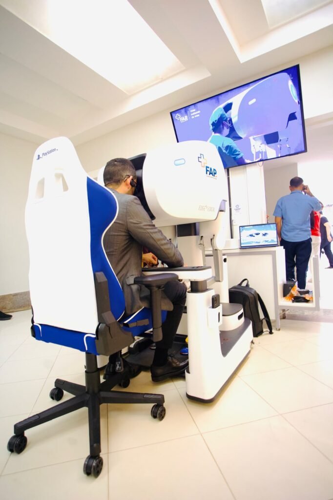veneziano confirma a destinacao de r 5 milhoes para aquisicao de robo cirurgico para o hospital da fap em campina grande 1