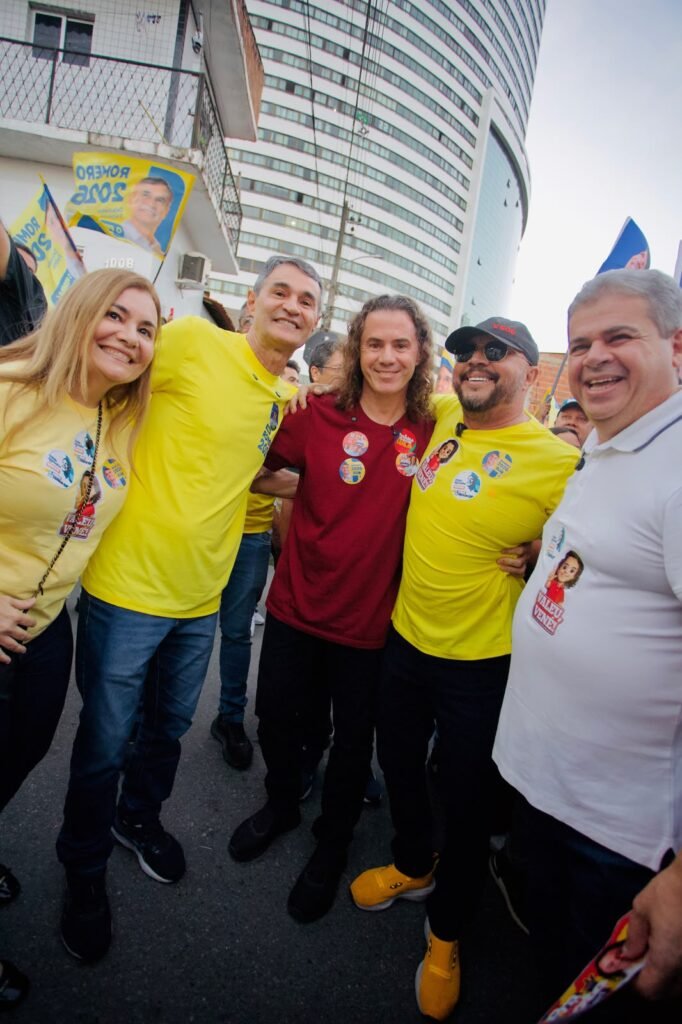 veneziano participa de caminhada em campina grande com cicero diogo e romero e de ato politico com dr jhony 3