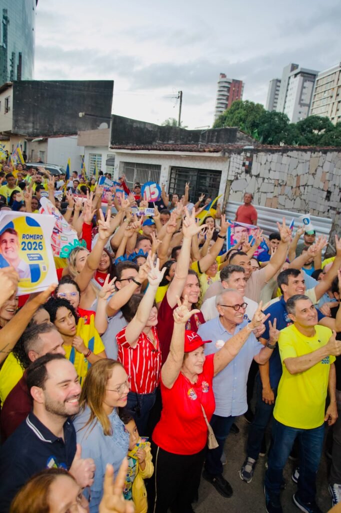 veneziano participa de caminhada em campina grande com cicero diogo e romero e de ato politico com dr jhony 5