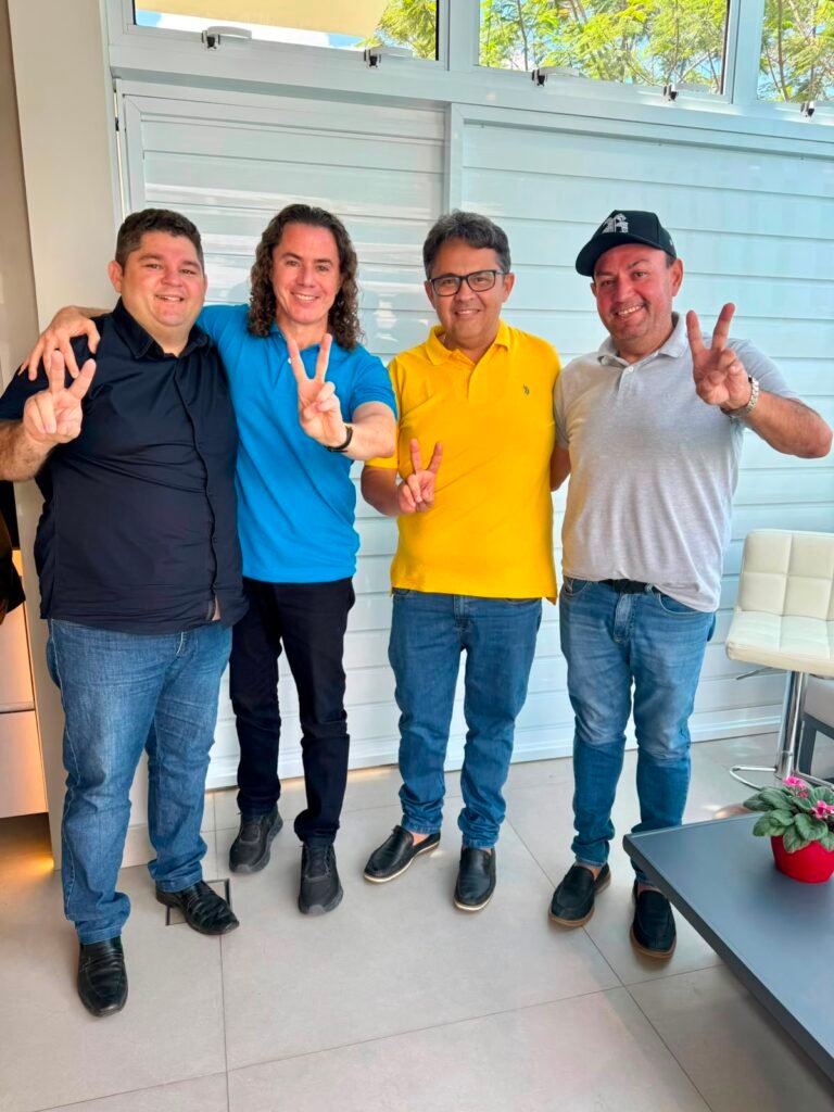 Veneziano recebe apoio à sua reeleição do presidente da Câmara e vereadores de São Bento 3 veneziano recebe apoio a sua reeleicao do presidente da camara e vereadores de sao bento