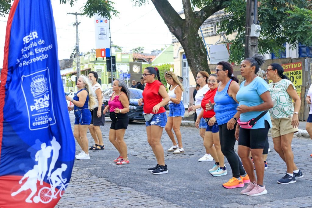 Zumba, Sabadinho Bom e Batalha do Beco transformam o Centro Histórico em ponto de encontro
