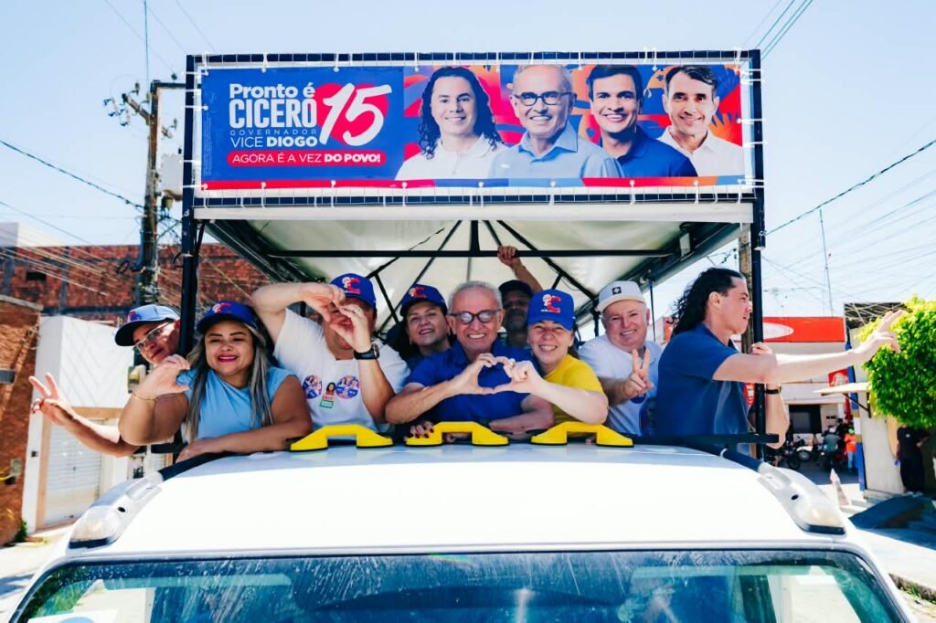 caravana 15 leva multidoes e reforca compromisso com o futuro da paraiba em maratona pelo agreste 12
