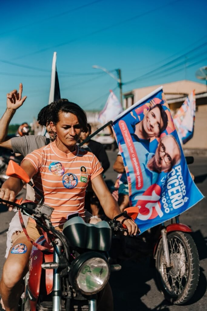 caravana 15 leva multidoes e reforca compromisso com o futuro da paraiba em maratona pelo agreste 26
