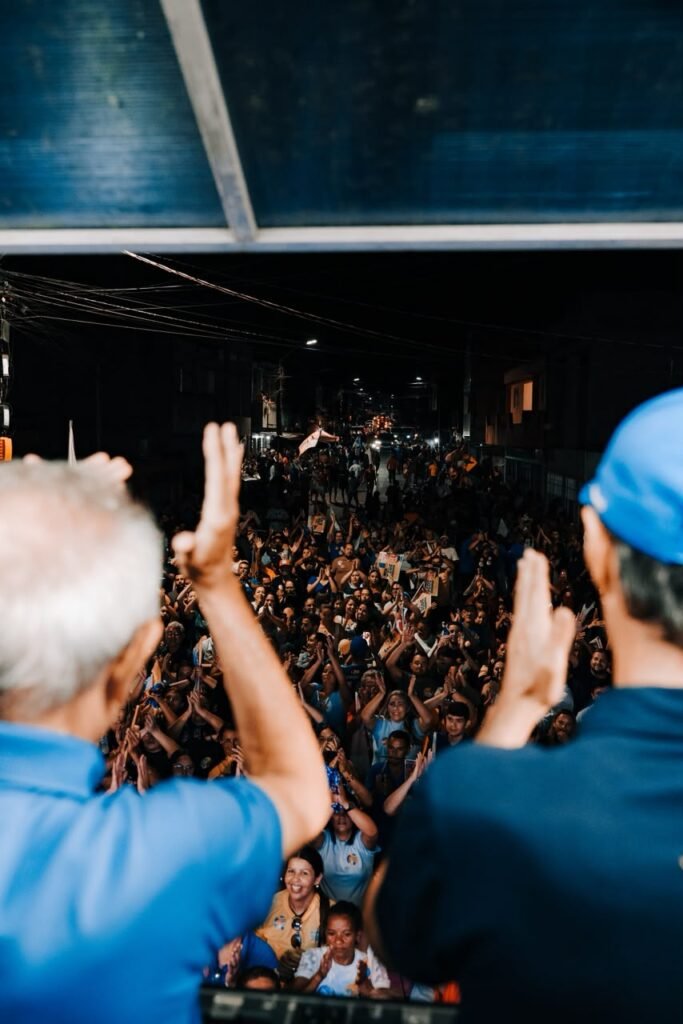 caravana 15 leva multidoes e reforca compromisso com o futuro da paraiba em maratona pelo agreste 7