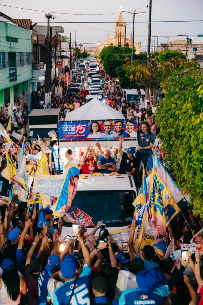 caravana 15 leva multidoes e reforca compromisso com o futuro da paraiba em maratona pelo agreste 7