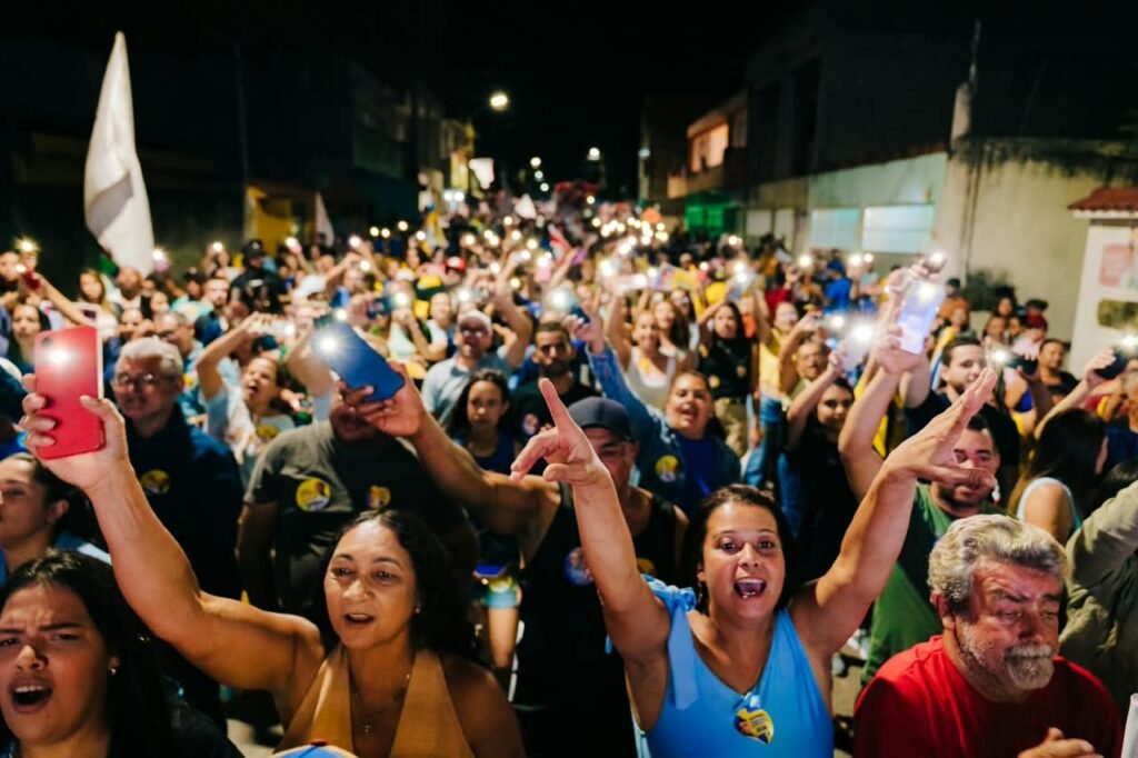 caravana 15 leva multidoes e reforca compromisso com o futuro da paraiba em maratona pelo agreste 83