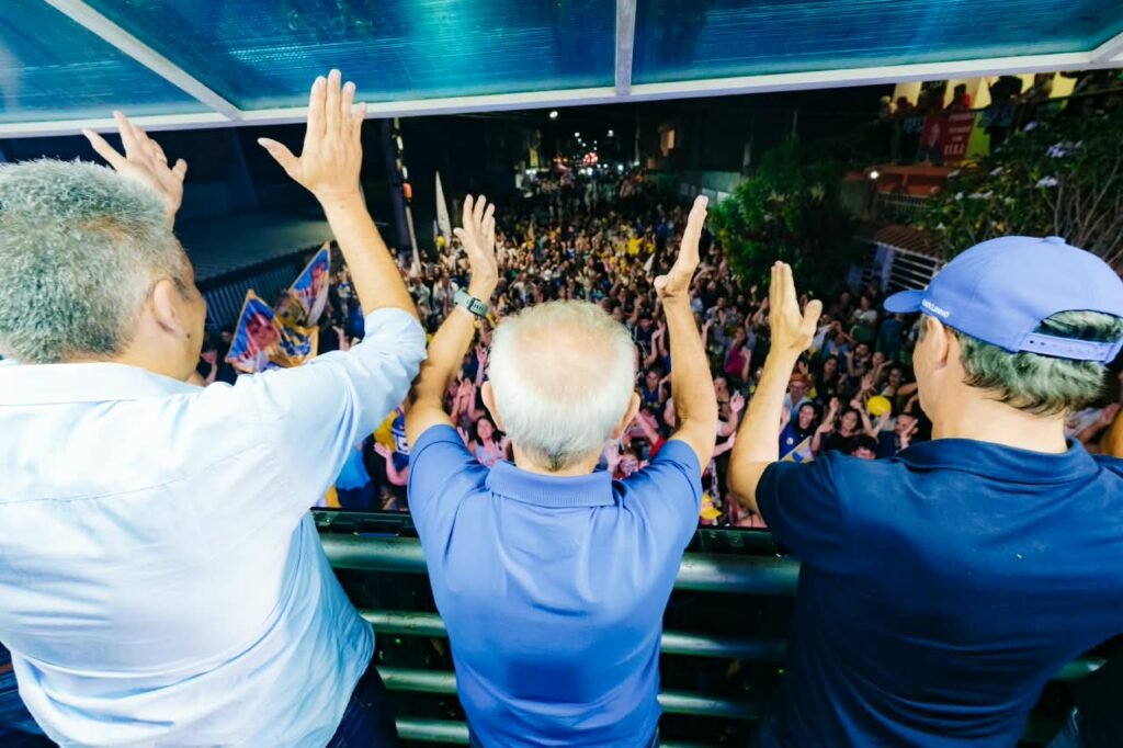 caravana 15 leva multidoes e reforca compromisso com o futuro da paraiba em maratona pelo agreste 86
