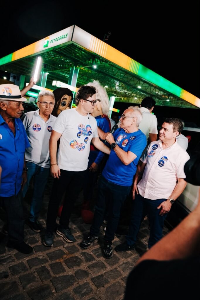 Cícero inaugura comitê em Santa Luzia e propõe qualificação profissional na área de energias renováveis e água em todo o Vale do Sabugi 12 cicero inaugura comite em santa luzia e propoe qualificacao profissional na area de energias renovaveis e agua em todo o vale do sabugi 2