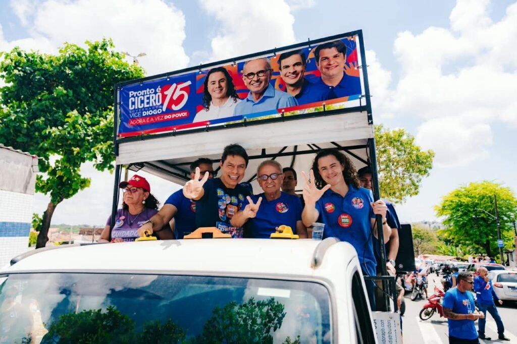 cicero lucena leva onda azul ao valentina figueiredo com a caravana 15 e participa de plenarias na capital 1