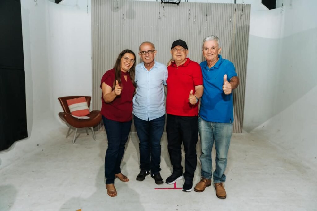 Cícero Lucena recebe apoio de lideranças de Pirpirituba e São José de Piranhas 6 cicero lucena recebe apoio de liderancas de pirpirituba e sao jose de piranhas 1