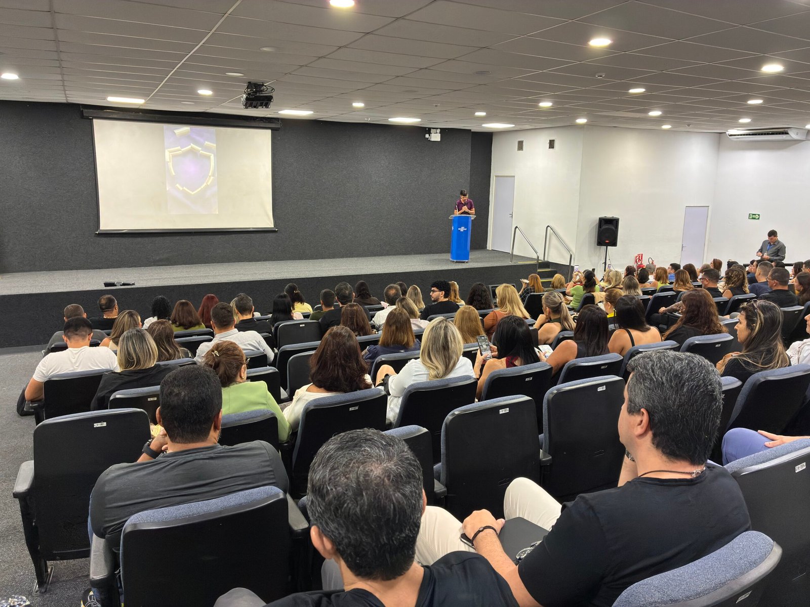 curso em joao pessoa orienta profissionais sobre uso estrategico da inteligencia artificial 1 scaled