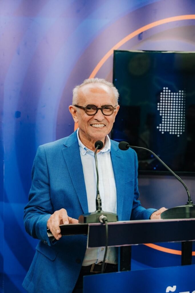 durante debate cicero lucena garante uepb em cajazeiras e ativacao de estacao de tratamento abandonada pelo governo em sao jose de piranhas